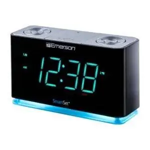 Лучший вариант радиочасов: Emerson SmartSet Alarm Clock Radio