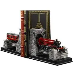 Лучшие варианты подставок для книг: Noble Collection - книги о Гарри Поттере Хогвартс-Экспресс