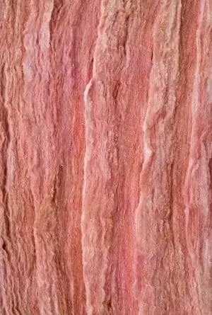 Как установить изоляцию чердака - деталь из стекловолокна