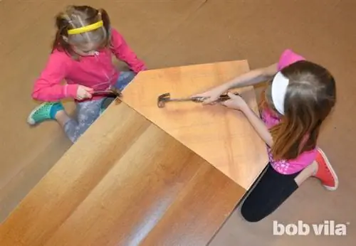 Как построить кукольный домик - шаг 4