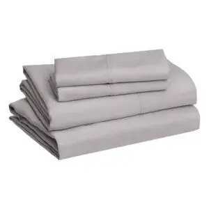 Лучшие варианты листов из микрофибры: Amazon Basics Lightweight Super Soft Easy Care