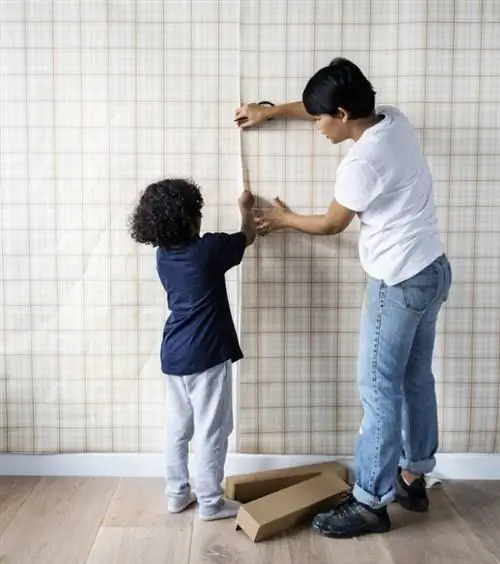 Как исправить и предотвратить отслоение обоев