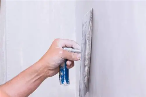 Шпаклевка штукатурки