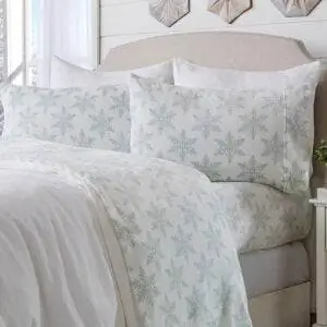Лучший вариант простыней с глубоким карманом: Great Bay Home Micro Fleece Extra Soft Plush Printed