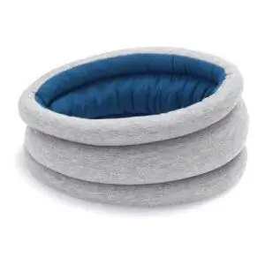 Лучший вариант маски для сна: подушка для путешествий OSTRICHPILLOW LIGHT