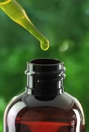 Домашнее средство от комаров - деталь эфирного масла