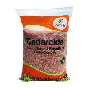 Лучший вариант средства от клещей: гранулы кедра, отпугивающие насекомых, кедровая мульча