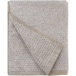 Лучшие полотенца на Amazon: быстросохнущее банное полотенце Everplush Diamond Jacquard Лучшие полотенца на Amazon: быстросохнущее банное полотенце Everplush Diamond Jacquard