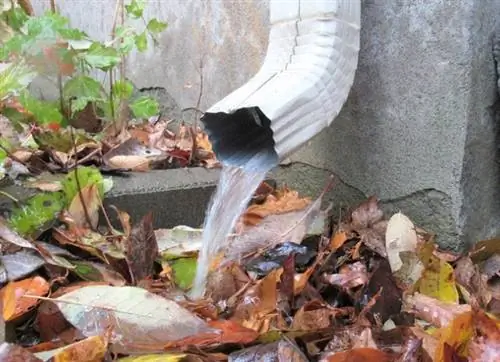 водосточная труба для чистки водосточных желобов