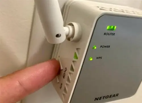 Удлинитель Wi-Fi Netgear