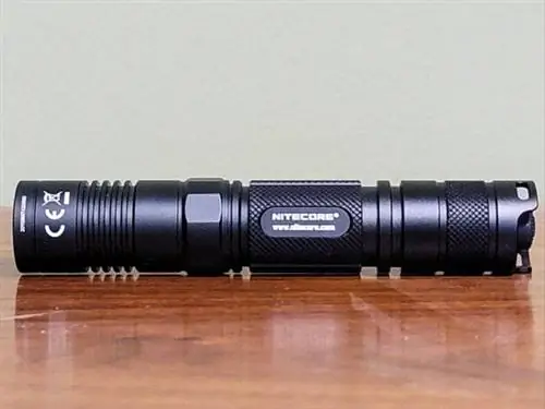 Определение фонарика NITECORE
