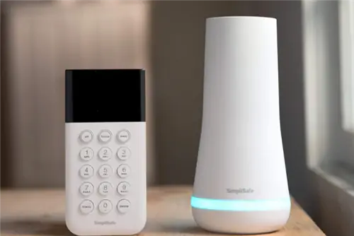 bv-deals-092721-20: Беспроводная домашняя система безопасности SimpliSafe из 8 элементов