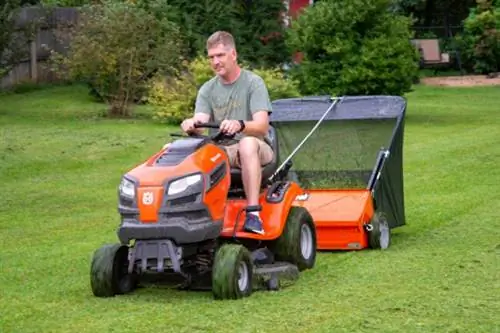 Подметально-уборочная машина Agri-Fab