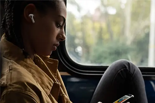 Новые наушники Apple AirPods Pro