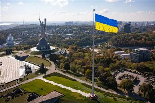 Как поддержать украинских хозяев Airbnb