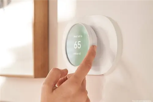 Вариант экологичных товаров для дома: термостат Google Nest