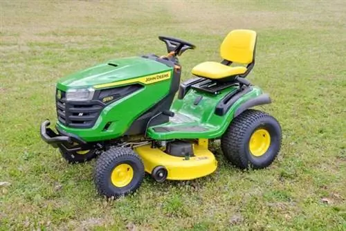Обзор John Deere S130