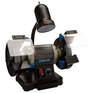 Лучший вариант настольного шлифовального станка: Delta Power Tools 23-196 6-дюймовый настольный шлифовальный станок с регулируемой скоростью