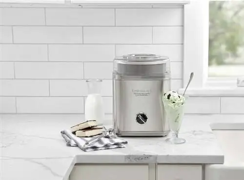 Продукты Genius, которые помогут вам сохранять прохладу Вариант Cuisinart Ice Cream Maker