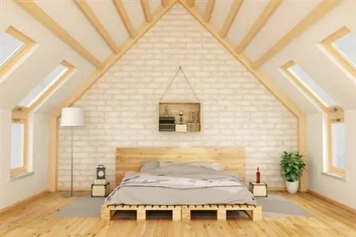Стоимость отделки мансарды