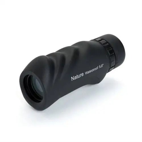 Вариант лучших подарков для туристов: монокуляр Celestron Nature 10x25