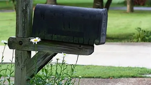 Как покрасить, окрасить и отремонтировать покосившийся или изношенный почтовый ящик