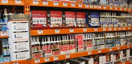Выбор замазки в The Home Depot