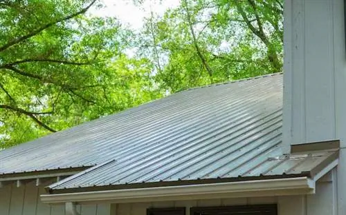 Крупный план металлической крыши