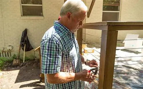 Дэнни Липфорд устанавливает систему Feeney CableRail