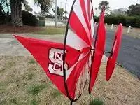 Флаги во дворе