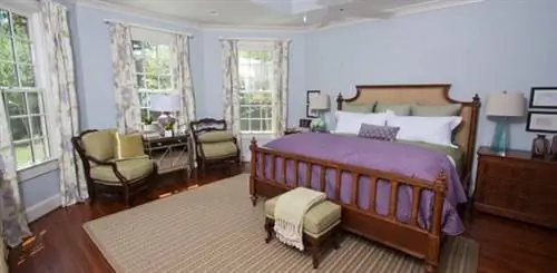 Главная спальня