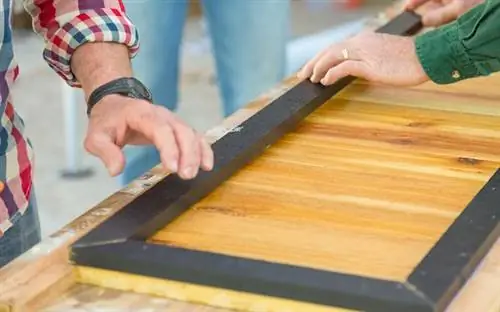 Сборка ламелей и каркаса ставней