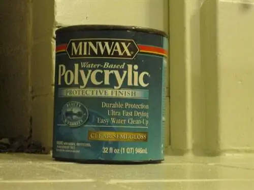 Банка с поликриловым покрытием Minwax.
