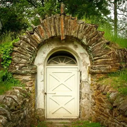 Погреб в поместье Филандер Нокс