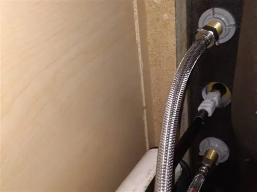 как закрутить кран на кухне