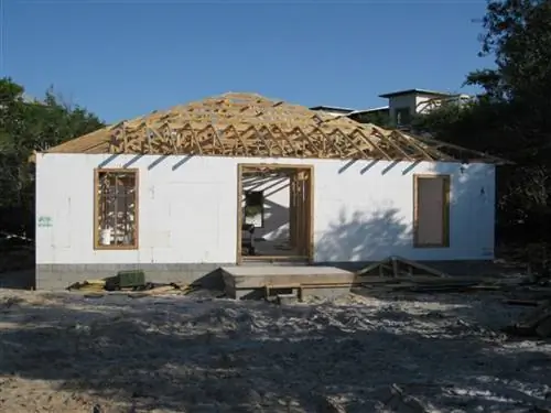 ICF против деревянного каркасного строительства: все, что вам нужно знать