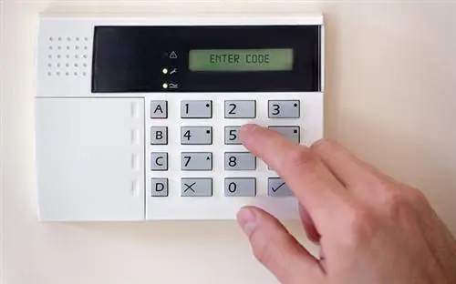 Плюсы и минусы домашних систем безопасности своими руками