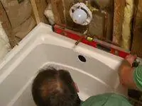 Выравнивание ванны.