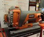 Компактный электролобзик RIDGID