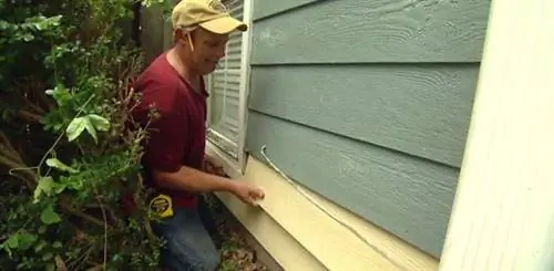 Монтаж фиброцементного сайдинга на дом.