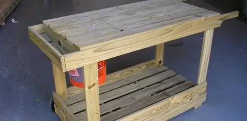 Как построить портативную скамейку / садовую тележку