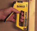 DEWALT Staple и Брэд Такер