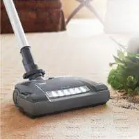 Чистка ковров центральным пылесосом NuTone.