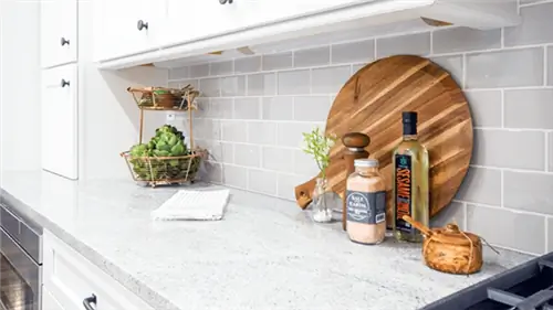 окрашенные гранитные столешницы