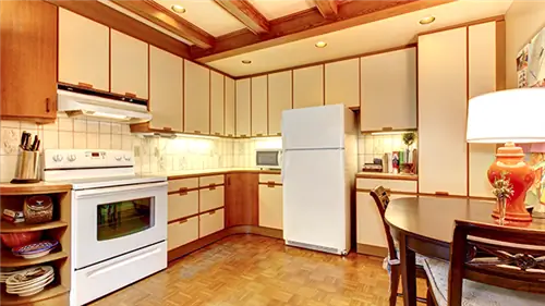 устаревшая кухня