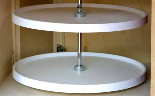 Ленивая Сьюзен внутри недостроенного шкафа