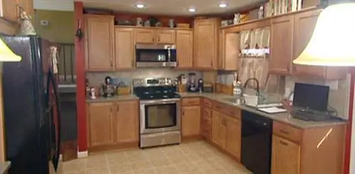 Кухня после классического ремонта.