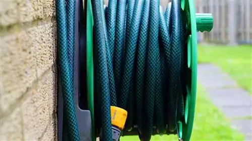 Вам нужен новый садовый шланг?