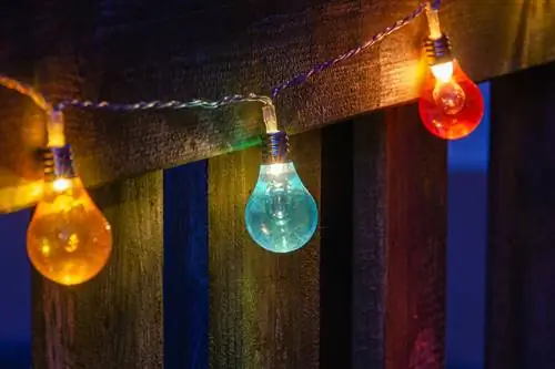 Освещение важно для украшения балкона