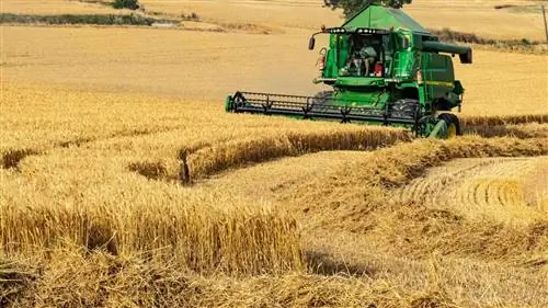 зерноуборочный комбайн